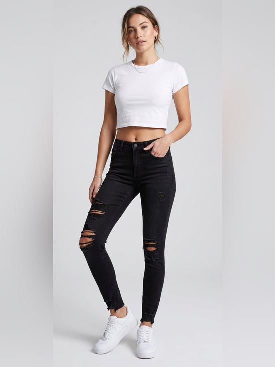 American Eagle Outfitters Denim - American Eagle Outfitters Black Next Level Stretch Ripped High-Rise Skinny Jeans